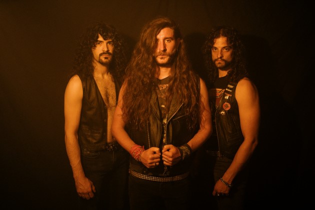 Barcelona's Heavy Metal Trio LÖANSHARK präsentiert brandneue Single